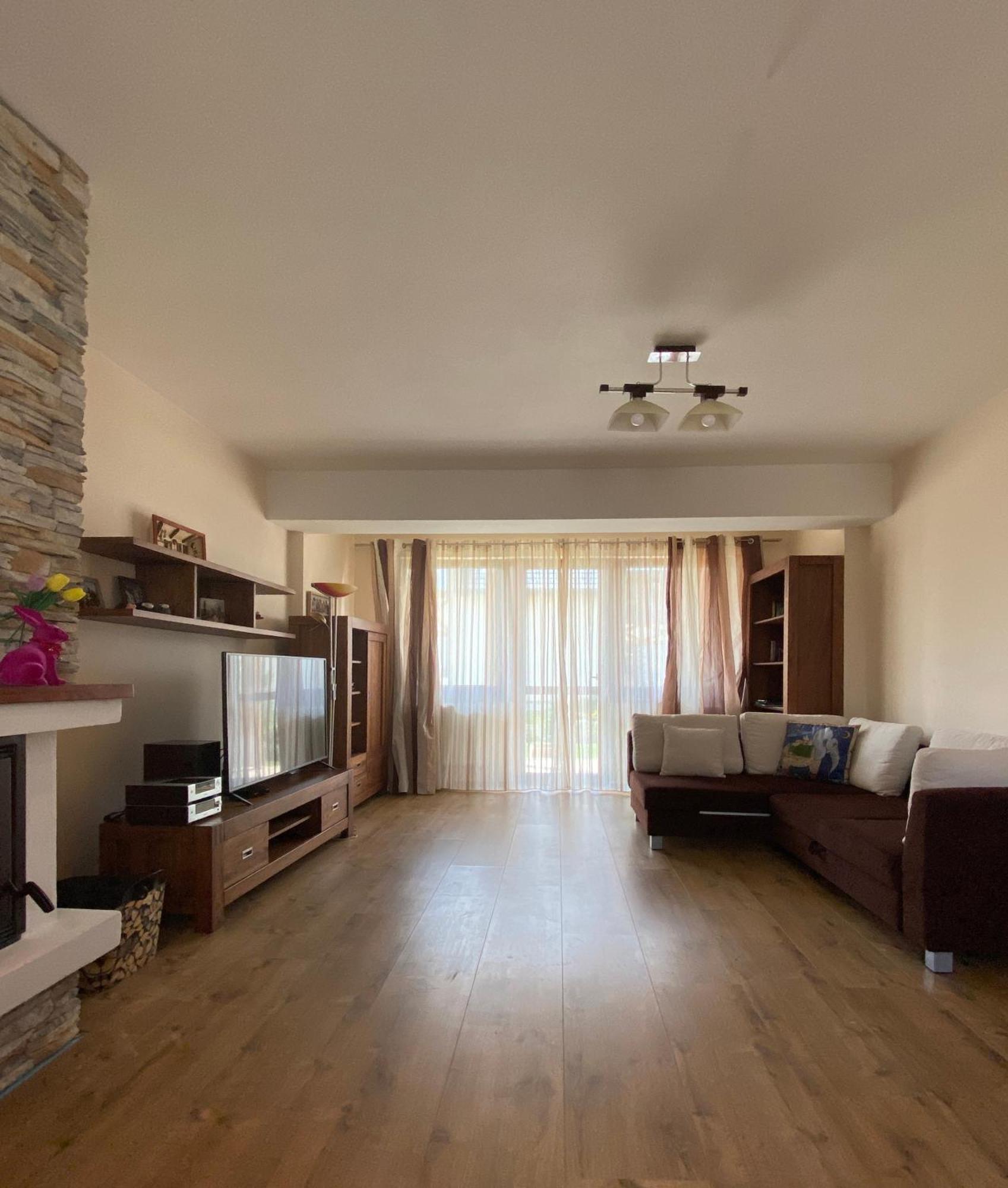 Apartments Iris Stara Lesna Exterior photo