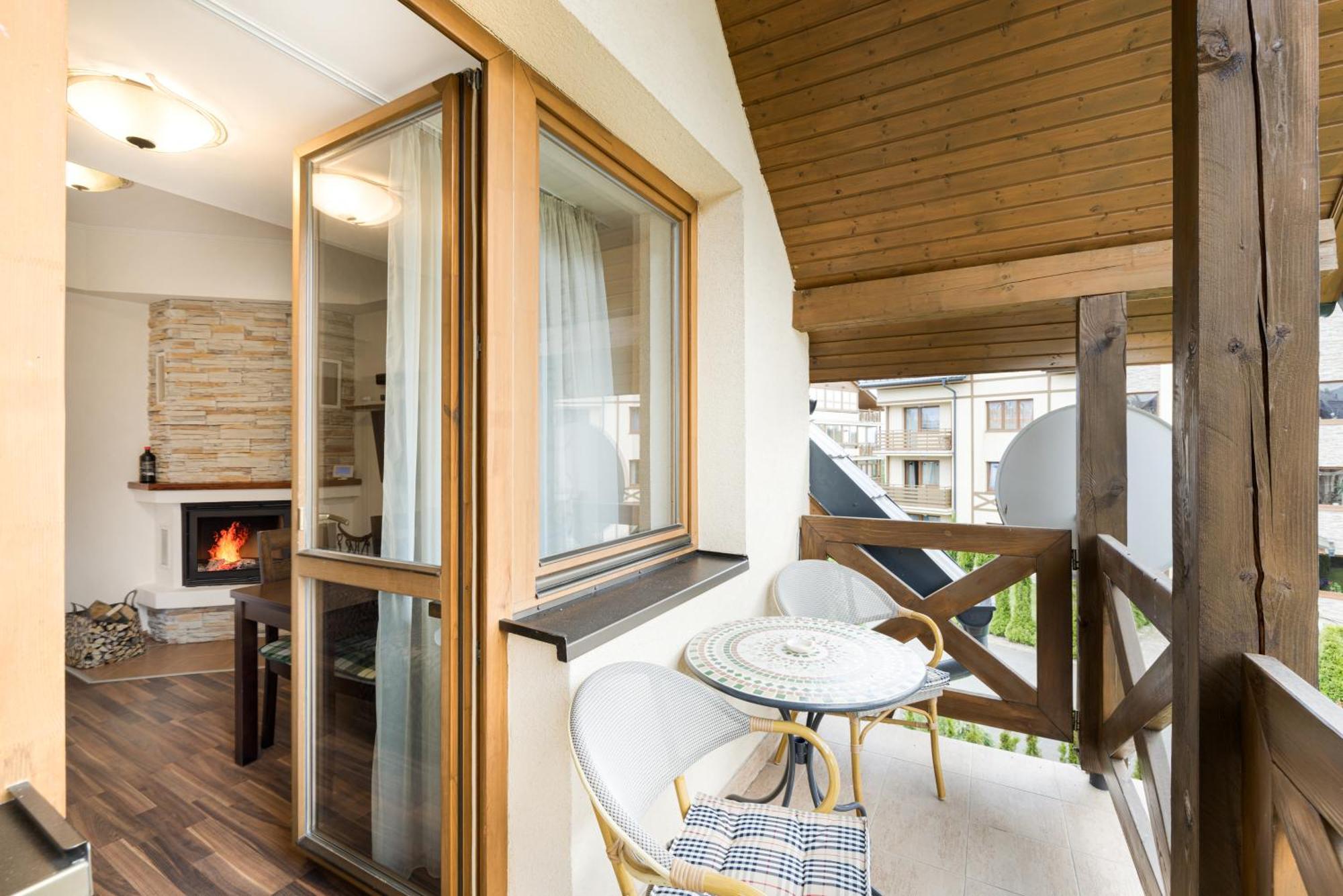 Apartments Iris Stara Lesna Exterior photo