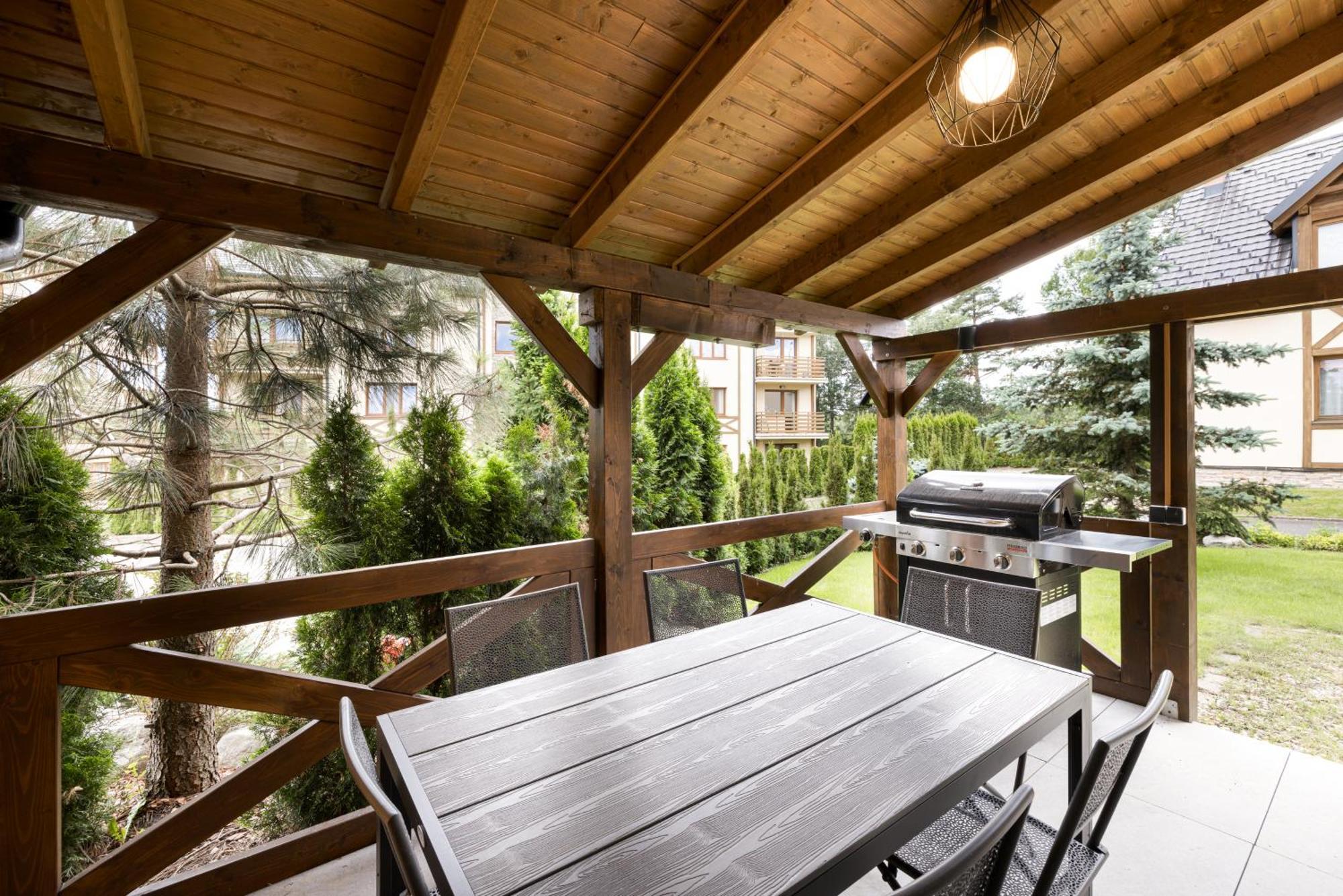 Apartments Iris Stara Lesna Exterior photo
