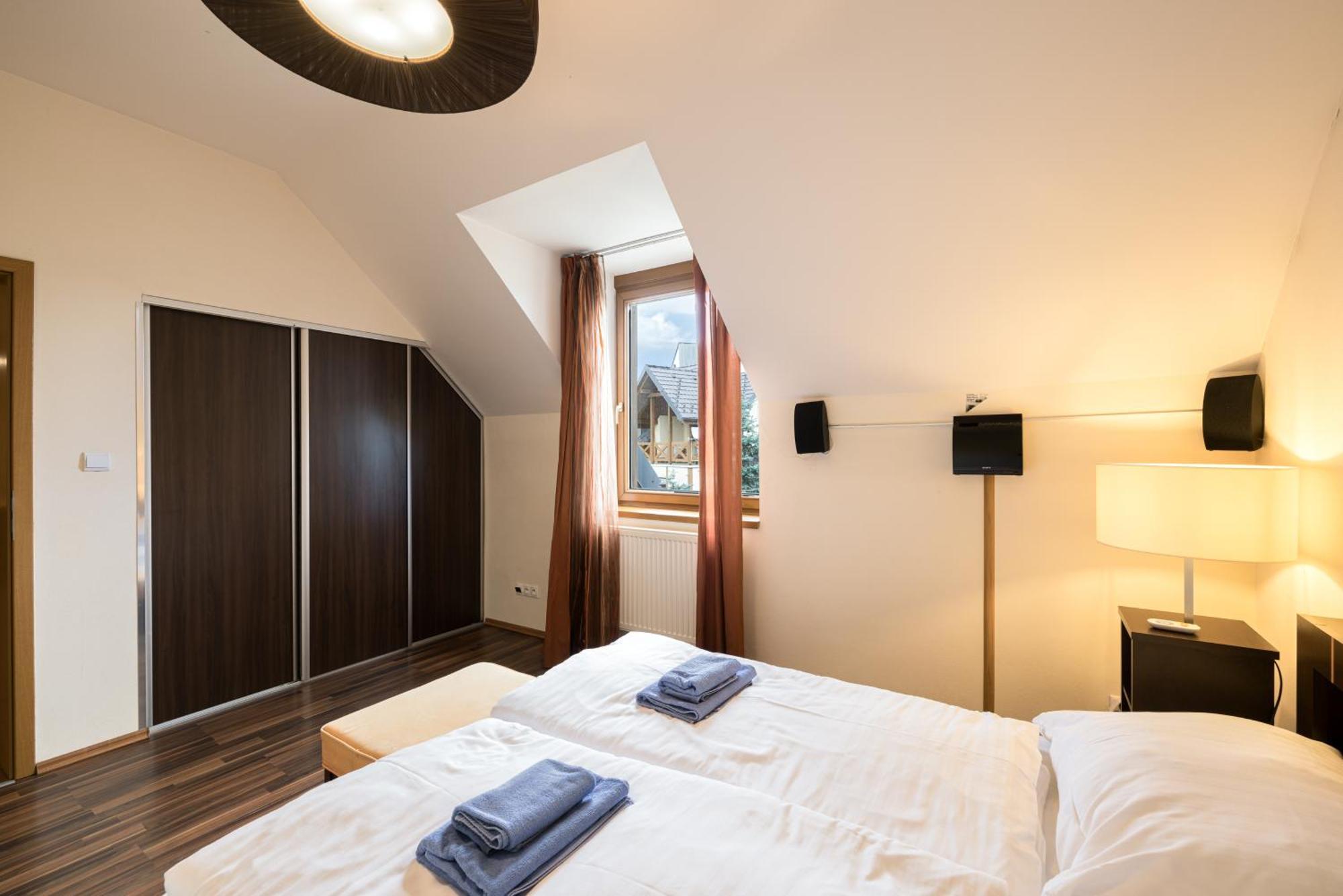 Apartments Iris Stara Lesna Exterior photo